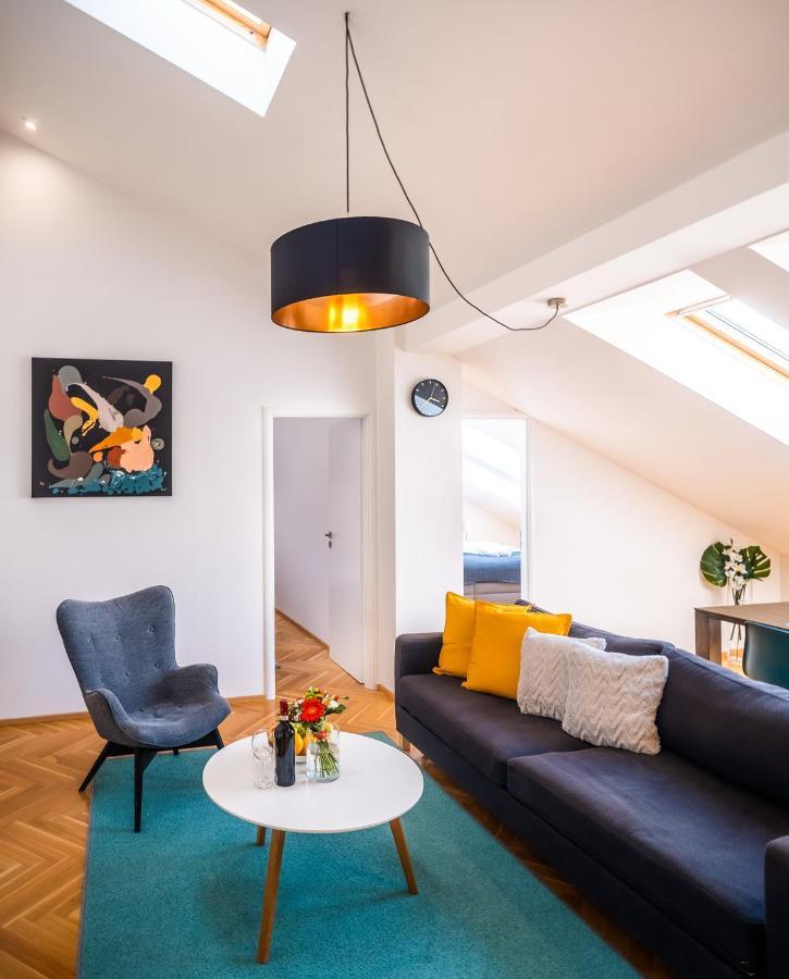 Luxurious Woodrow Wilson Apt In Prague Centre מראה חיצוני תמונה