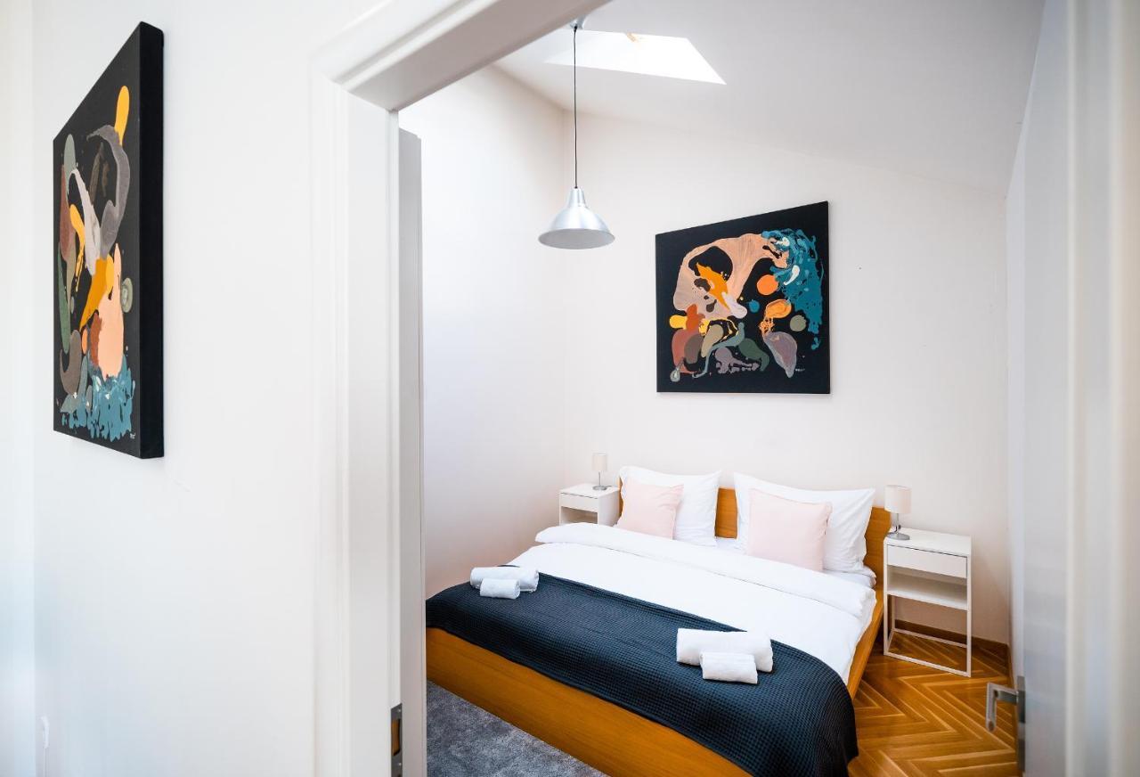Luxurious Woodrow Wilson Apt In Prague Centre מראה חיצוני תמונה