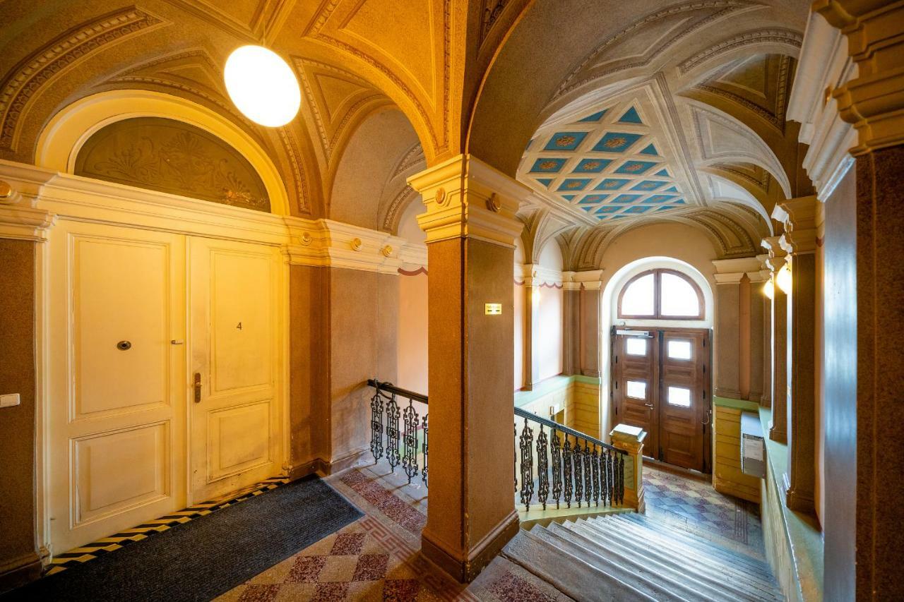 Luxurious Woodrow Wilson Apt In Prague Centre מראה חיצוני תמונה